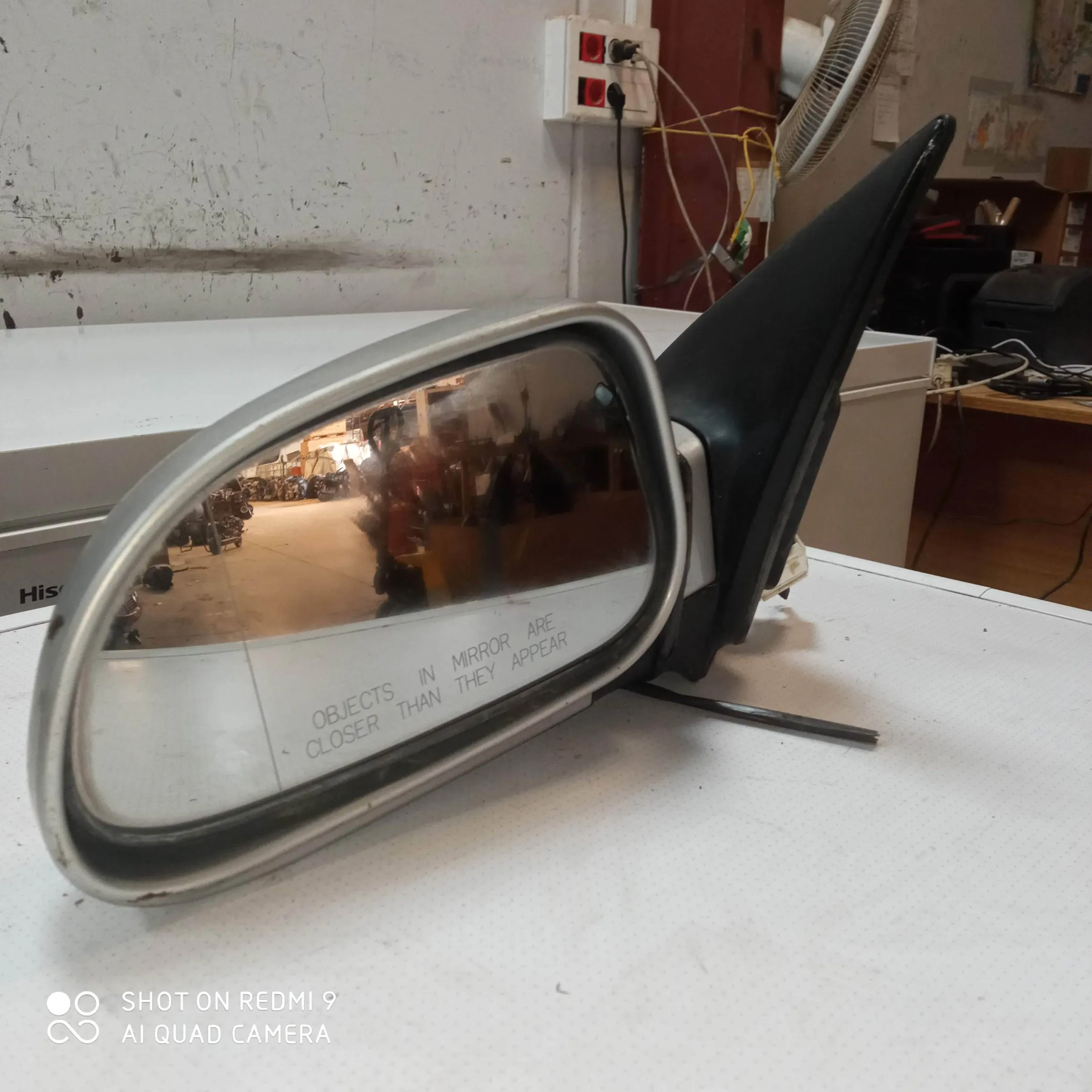 RETROVISOR IZQUIERDO